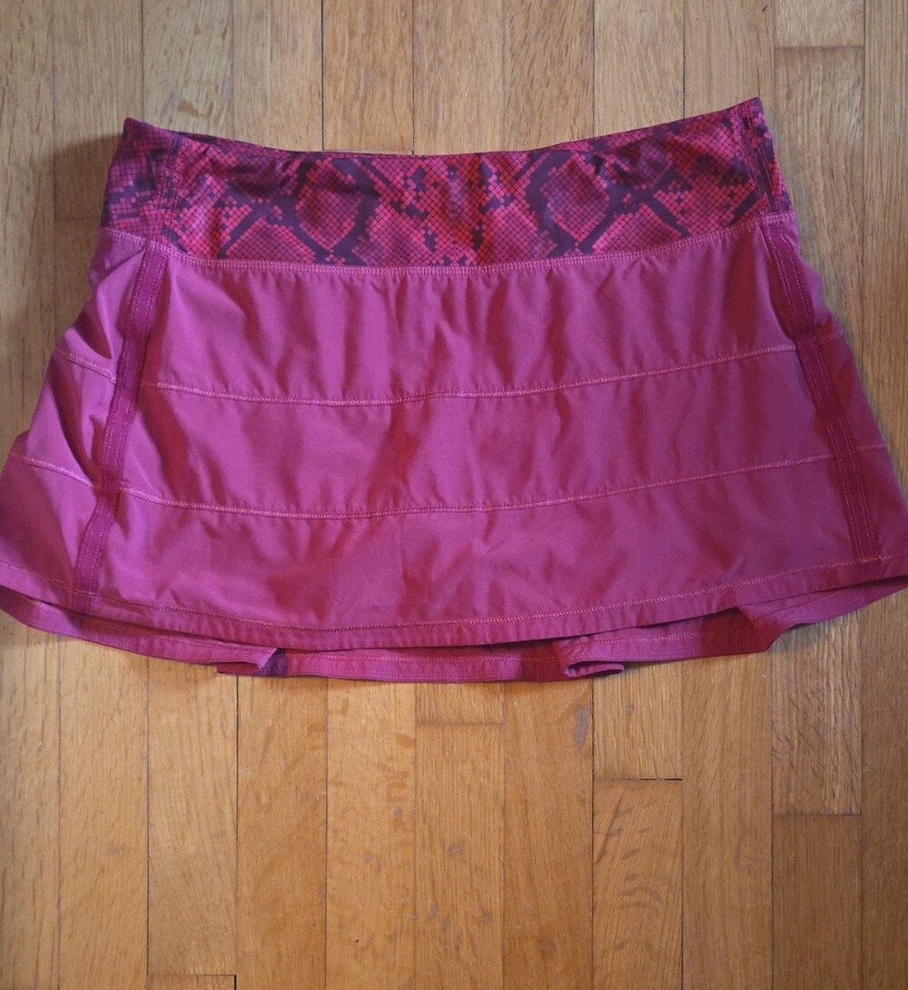 LuluLemon Pacesetter Skort SIZE 10 REG